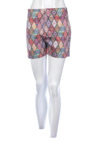 Pantaloni scurți de femei Bebe, Mărime M, Culoare Multicolor, Preț 131,23 Lei, #137778783