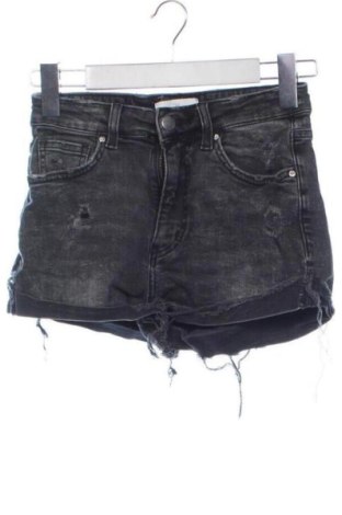 Pantaloni scurți de femei H&M, Mărime XXS, Culoare Gri, Preț 52,49 Lei, #137782479