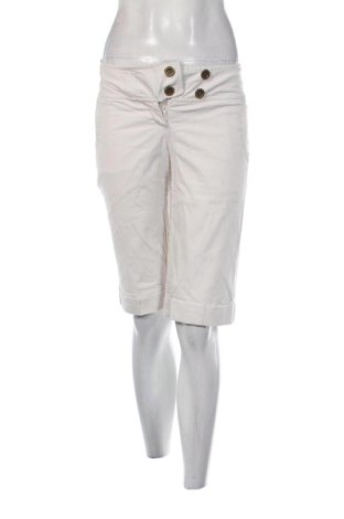 Dámské kraťasy  H&M, Velikost M, Barva Krémová, Cena  235,00 Kč, #137789035