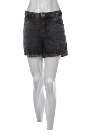 Pantaloni scurți de femei Esmara, Mărime XXL, Culoare Negru, Preț 52,49 Lei, #137804899