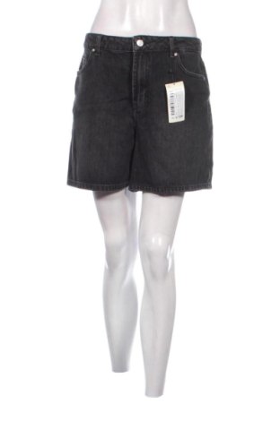 Pantaloni scurți de femei Trendyol, Mărime M, Culoare Negru, Preț 131,23 Lei, #137760506
