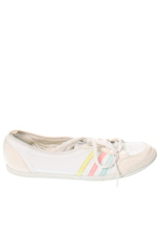 Дамски обувки Adidas, Размер 38, Цвят Многоцветен, Цена 84,38 €, #137767039