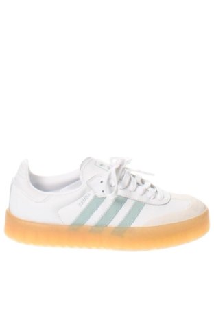 Încălțăminte de damă Adidas, Mărime 39, Culoare Alb, Preț 569,99 Lei, #137791784