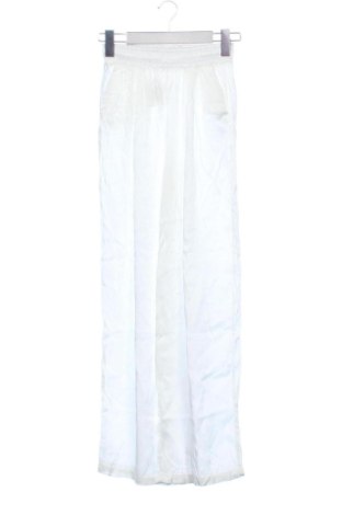 Női nadrág Bershka, Méret XXS, Szín Fehér, Ár 5 319 Ft, #137782177