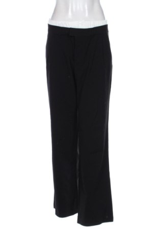 Pantaloni de femei Pull&Bear, Mărime L, Culoare Negru, Preț 78,74 Lei, #137782785