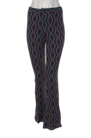 Pantaloni de femei Pull&Bear, Mărime S, Culoare Multicolor, Preț 78,11 Lei, #137786246