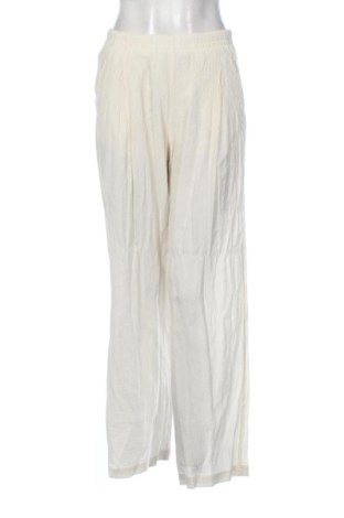 Дамски панталон Bershka, Размер M, Цвят Екрю, Цена 15,00 €, #137787081