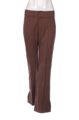 Pantaloni de femei Pull&Bear, Mărime L, Culoare Maro, Preț 129,00 Lei, #137788847