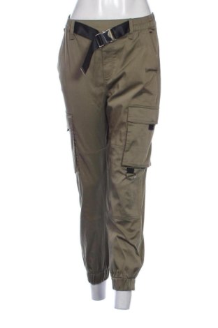 Damenhose Bershka, Größe M, Farbe Grün, Preis 15,00 €, #137797287