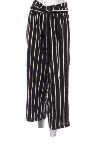 Damenhose Stradivarius, Größe M, Farbe Mehrfarbig, Preis € 15,00, #137800275