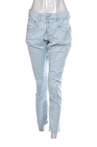 Pantaloni de femei Herrlicher, Mărime M, Culoare Albastru, Preț 167,97 Lei, #137801572