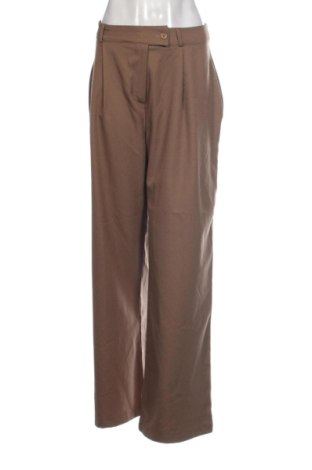 Pantaloni de femei Trendyol, Mărime M, Culoare Maro, Preț 109,91 Lei, #137769081