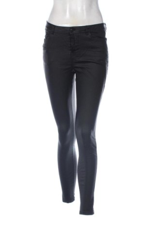 Pantaloni de femei Mohito, Mărime S, Culoare Negru, Preț 78,11 Lei, #137769724