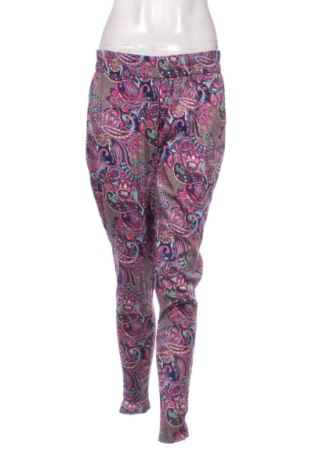 Pantaloni de femei Nelly, Mărime M, Culoare Multicolor, Preț 110,23 Lei, #137784290