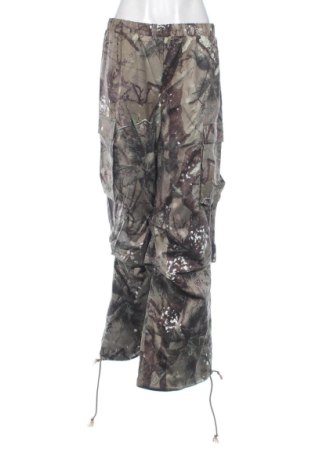 Pantaloni de femei SHEIN, Mărime L, Culoare Multicolor, Preț 104,98 Lei, #137804409