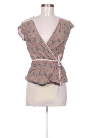 Top de femei Unbranded, Mărime S, Culoare Multicolor, Preț 78,74 Lei, #137763674