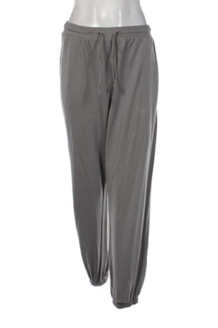 Pantaloni trening de femei Beloved, Mărime M, Culoare Gri, Preț 78,74 Lei, #137788970