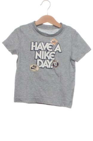 Kinder T-Shirt Nike, Größe 2-3y/ 98-104 cm, Farbe Grau, Preis € 10,00, #137772474