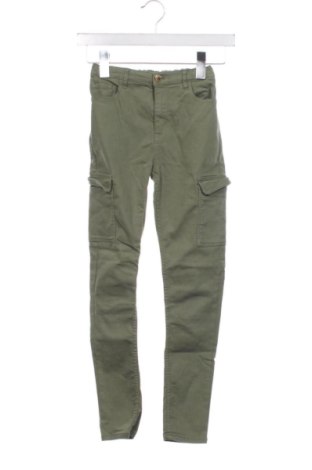 Kinderjeans H&M, Größe 9-10y/ 140-146 cm, Farbe Grün, Preis € 16,00, #137770969