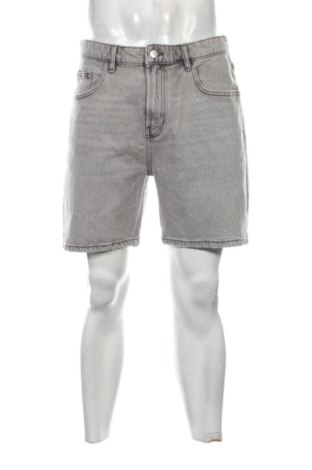 Pantaloni scurți de bărbați Zara, Mărime M, Culoare Gri, Preț 52,49 Lei, #137775718