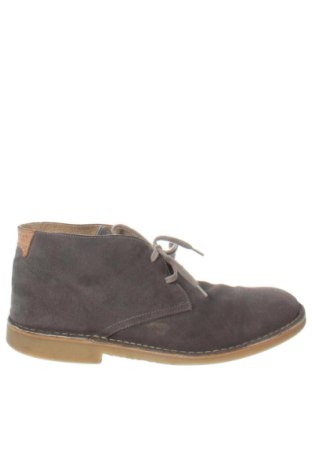 Férfi cipők
 Carrera Jeans, Méret 44, Szín Szürke, Ár 15 957 Ft, #137788447