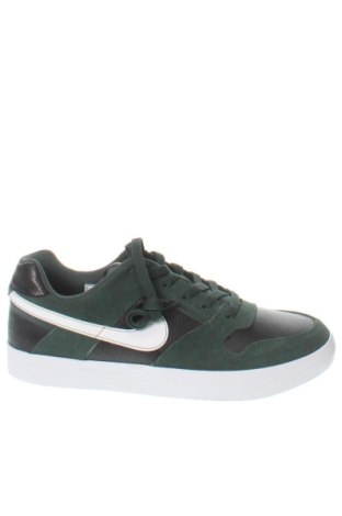 Încălțăminte bărbătească Nike, Mărime 42, Culoare Multicolor, Preț 544,31 Lei, #137793474