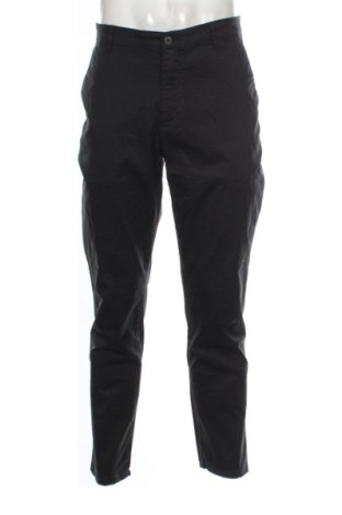 Pantaloni de bărbați LC Waikiki, Mărime XL, Culoare Negru, Preț 78,74 Lei, #137778587