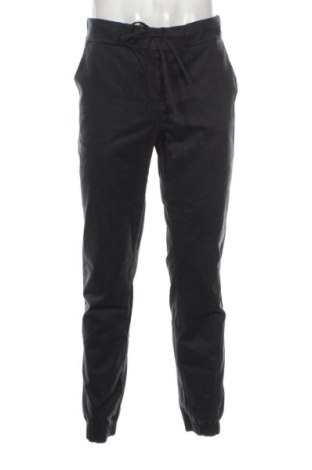 Pantaloni de bărbați Vistula, Mărime XL, Culoare Negru, Preț 128,95 Lei, #137790659