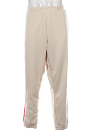Pantaloni trening de bărbați Adidas, Mărime XXL, Culoare Bej, Preț 302,99 Lei, #137800087