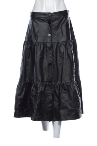 Пола Stradivarius, Размер M, Цвят Черен, Цена 11,00 €, #137768139