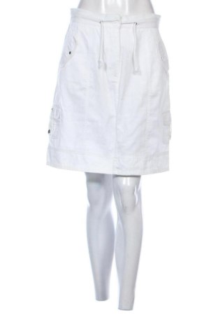 Пола Unbranded, Размер S, Цвят Бял, Цена 10,00 €, #137796672