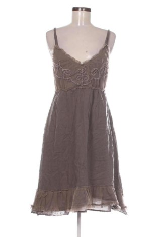 Rochie Cream, Mărime M, Culoare Maro, Preț 220,00 Lei, #137755358