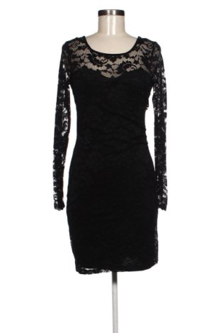 Рокля Vero Moda, Размер S, Цвят Черен, Цена 24,54 €, #137763404
