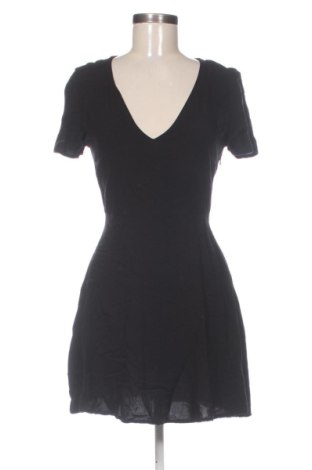 Sukienka Cropp, Rozmiar S, Kolor Czarny, Cena 103,83 zł, #137764127