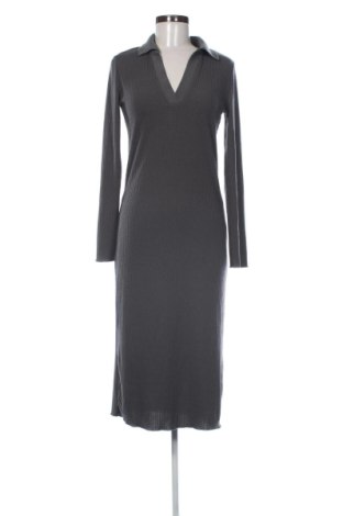 Rochie Reserved, Mărime M, Culoare Gri, Preț 104,98 Lei, #137767413