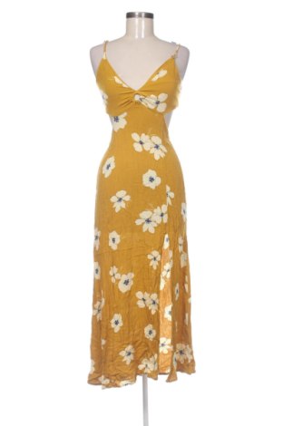 Rochie Pull&Bear, Mărime S, Culoare Multicolor, Preț 104,98 Lei, #137770047