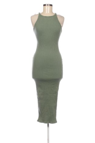 Rochie Bershka, Mărime S, Culoare Verde, Preț 104,98 Lei, #137773642