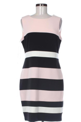 Рокля Tommy Hilfiger, Размер XL, Цвят Многоцветен, Цена 52,58 €, #137783431