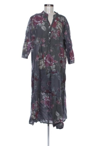 Φόρεμα Unbranded, Μέγεθος 3XL, Χρώμα Πολύχρωμο, Τιμή 20,00 €, #137802917