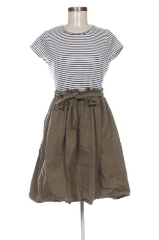 Kleid Unbranded, Größe M, Farbe Mehrfarbig, Preis 20,00 €, #137782387