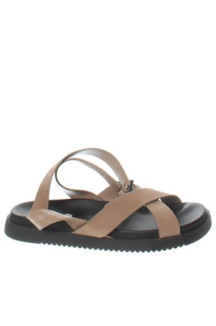 Σανδάλια Steve Madden, Μέγεθος 39, Χρώμα Καφέ, Τιμή 87,99 €, #137792482