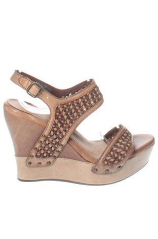 Sandały UGG Australia, Rozmiar 37, Kolor Popielaty róż, Cena 330,21 zł, #137784979