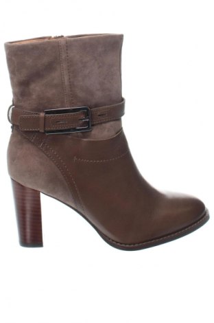 Dámské boty  Clarks, Velikost 39, Barva Béžová, Cena  1 879,00 Kč, #128873292