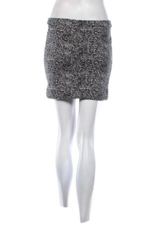 Пола H&M, Размер S, Цвят Многоцветен, Цена 2,04 €