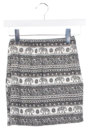 Spódnica New Look, Rozmiar XS, Kolor Kolorowy, Cena 6,99 zł