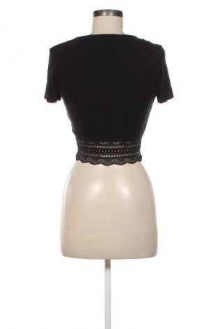 Dámská halenka About You, Velikost M, Barva Černá, Cena  89,00 Kč