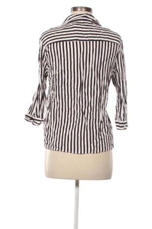 Damen Shirt Bershka, Größe S, Farbe Mehrfarbig, Preis 1,99 €