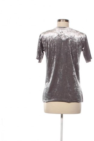 Damen Shirt Bershka, Größe XS, Farbe Grau, Preis € 2,99