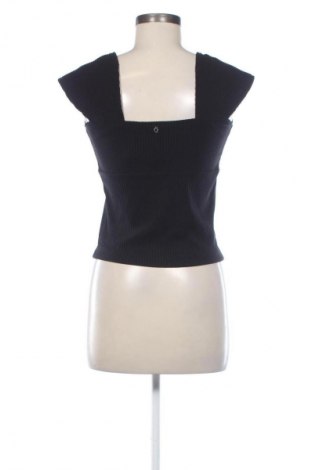 Bluză de femei Guess, Mărime M, Culoare Negru, Preț 65,26 Lei