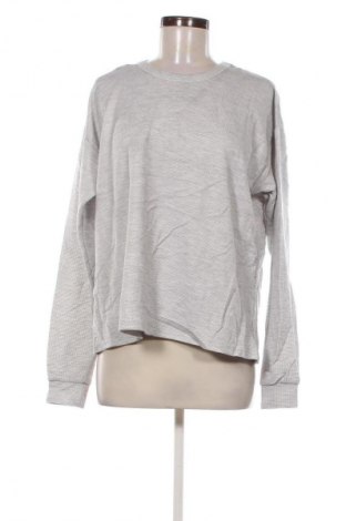 Γυναικεία μπλούζα Serra, Μέγεθος L, Χρώμα Γκρί, Τιμή 1,99 €